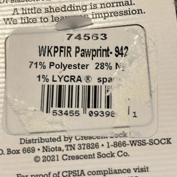 NEVER WORN WORLD'S SOFTEST KNIT PICKIN' COLLECTION SOCKS - PAWPRINTS ADORABLE! - Picture 5 of 9